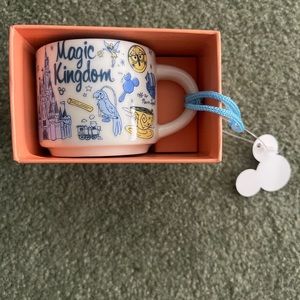 NWT Starbucks Been There Disney’s Magic Kingdom Ornament Mug ☕️💙